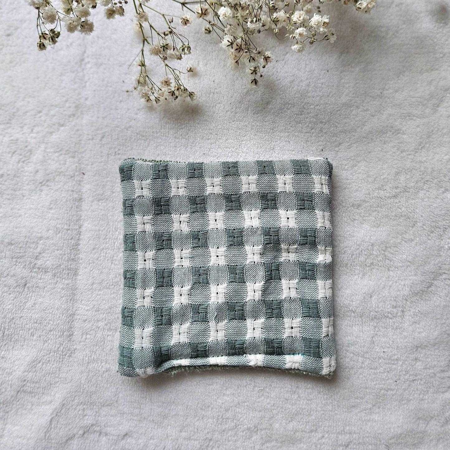 Cotons réutilisables pour maman et bébé - Vert Sauge - Lot de 7 - Les Trésors de Gaby