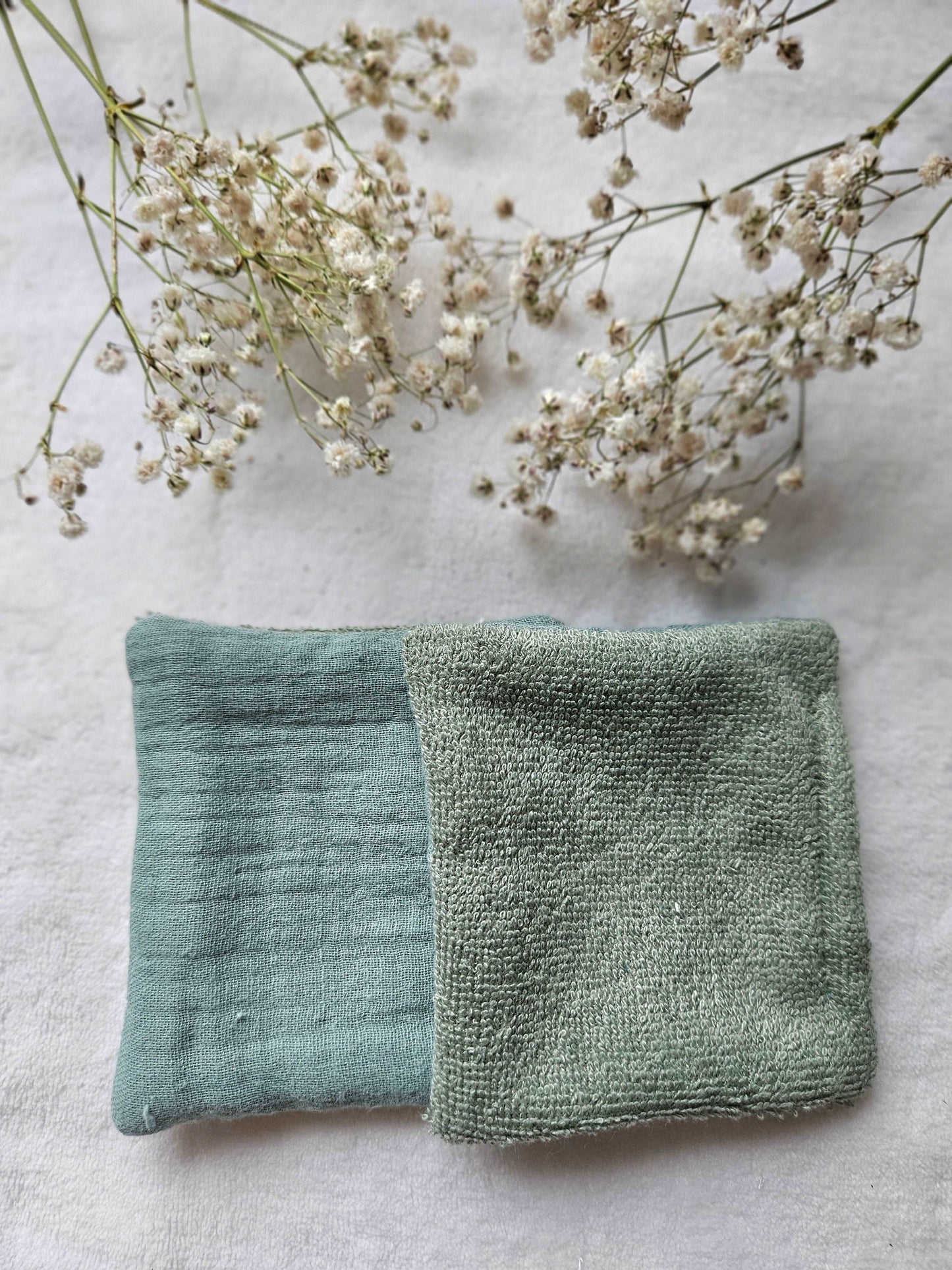 Cotons réutilisables pour maman et bébé - Vert Sauge - Lot de 7 - Les Trésors de Gaby