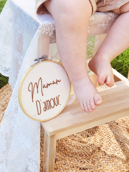 Tambour brodé "Maman d’amour"