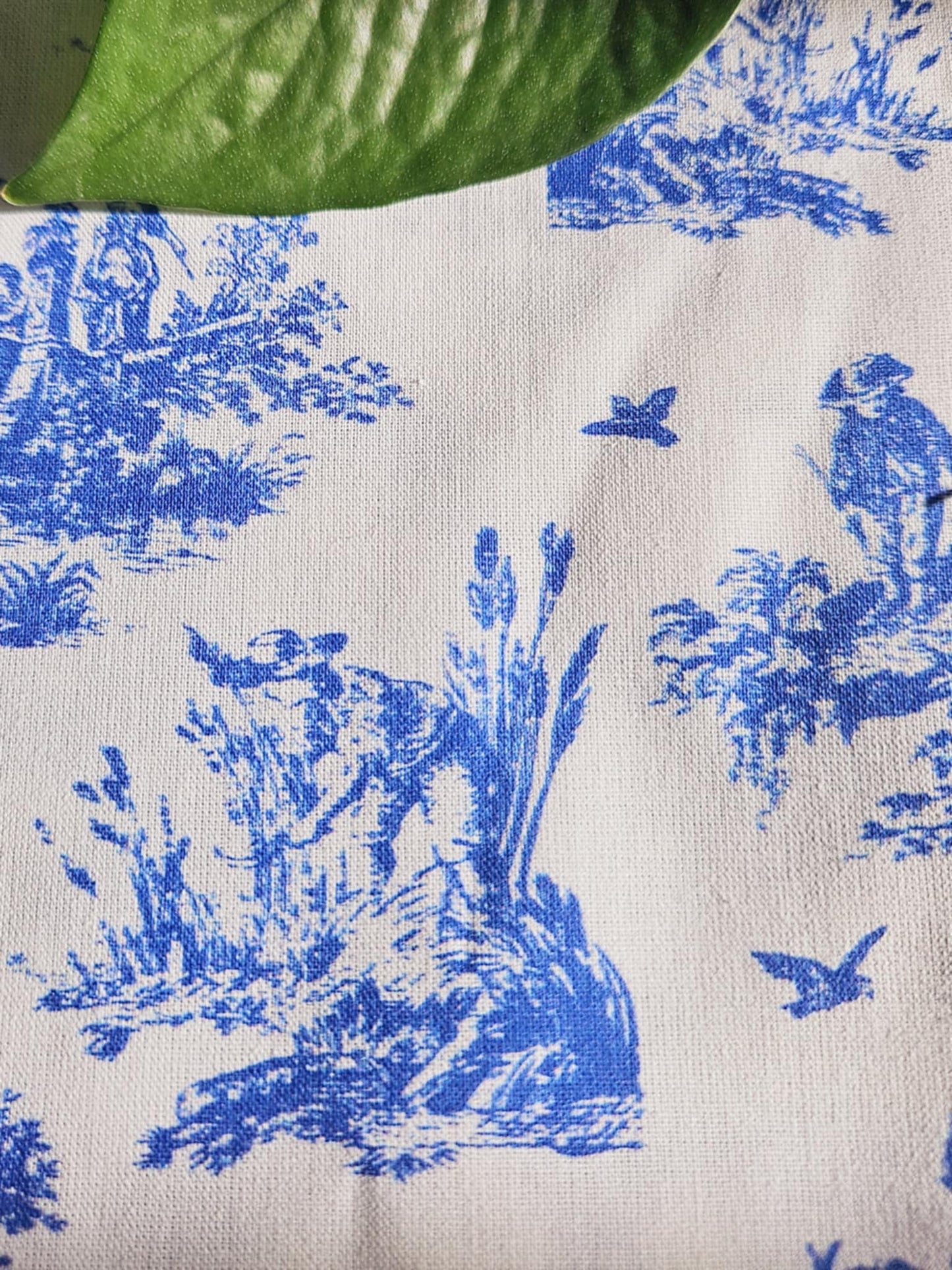 Trousse de toilette et soins Morgann - Toile de Jouy - Personnalisable
