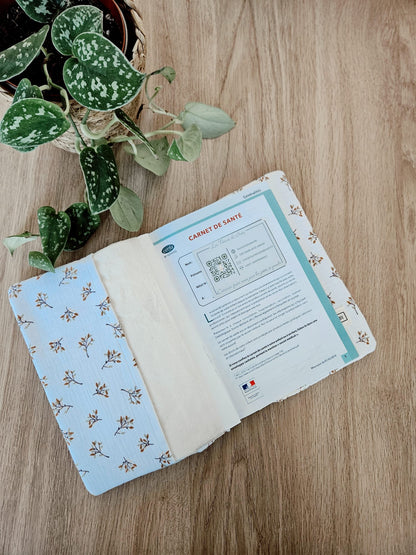Protège Carnet de Santé Jeanne Personnalisable (Gaze de coton fleuri)