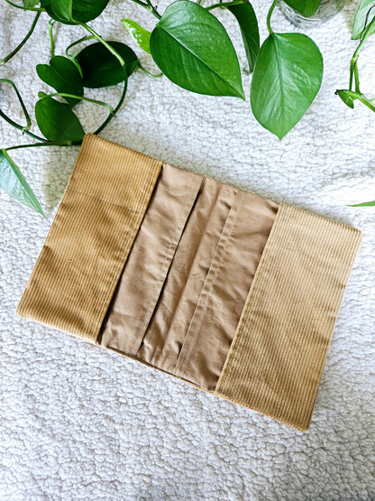 Protège Carnet de Santé Gabriel Personnalisable (Velours Côtelé)