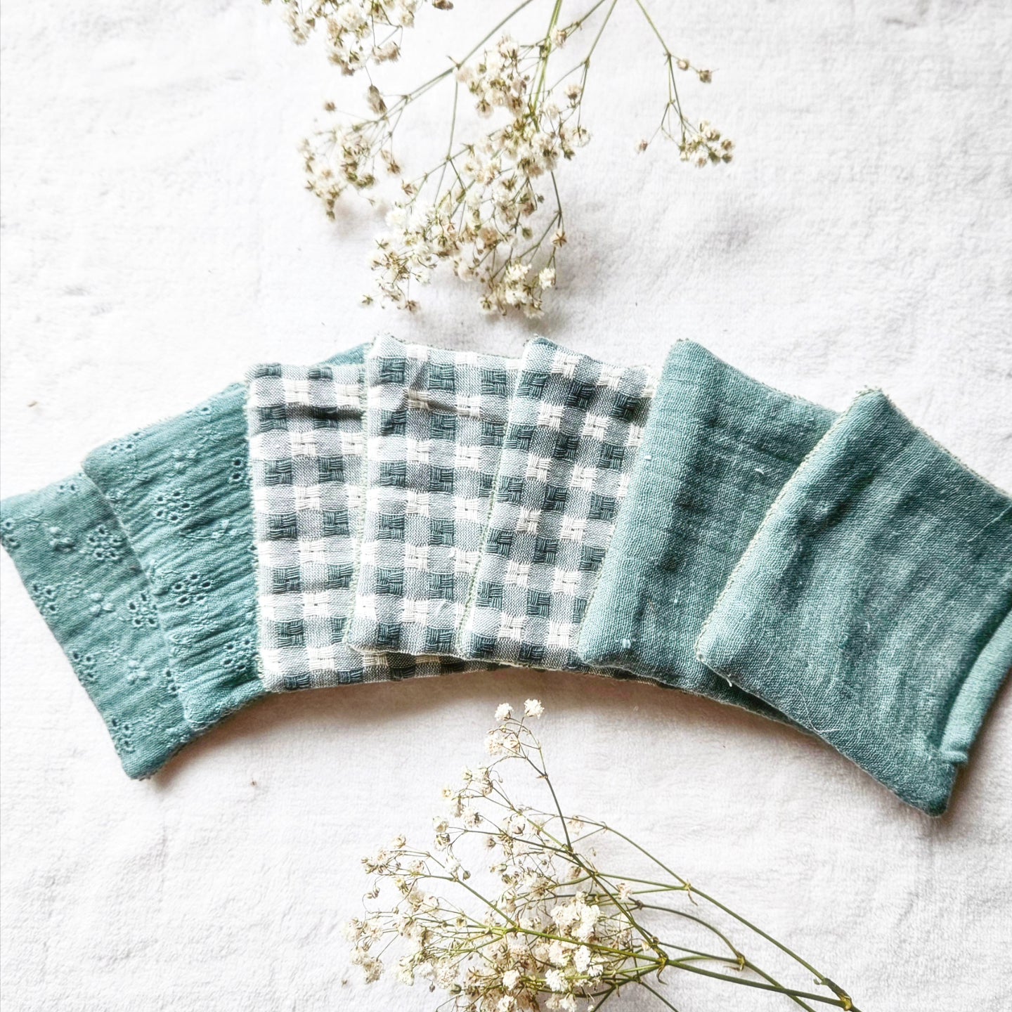 Cotons réutilisables pour maman et bébé - Vert Sauge - Lot de 7 - Les Trésors de Gaby