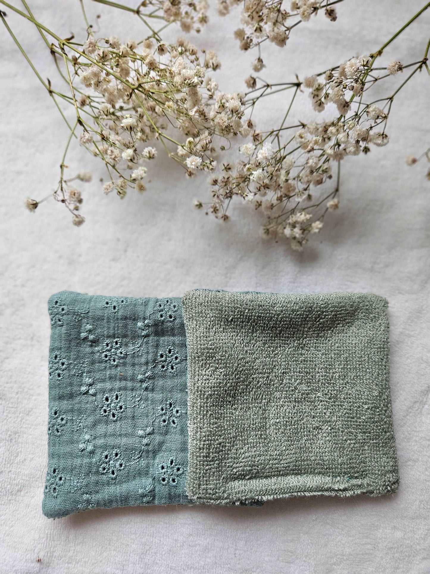 Cotons réutilisables pour maman et bébé - Vert Sauge - Lot de 7 - Les Trésors de Gaby