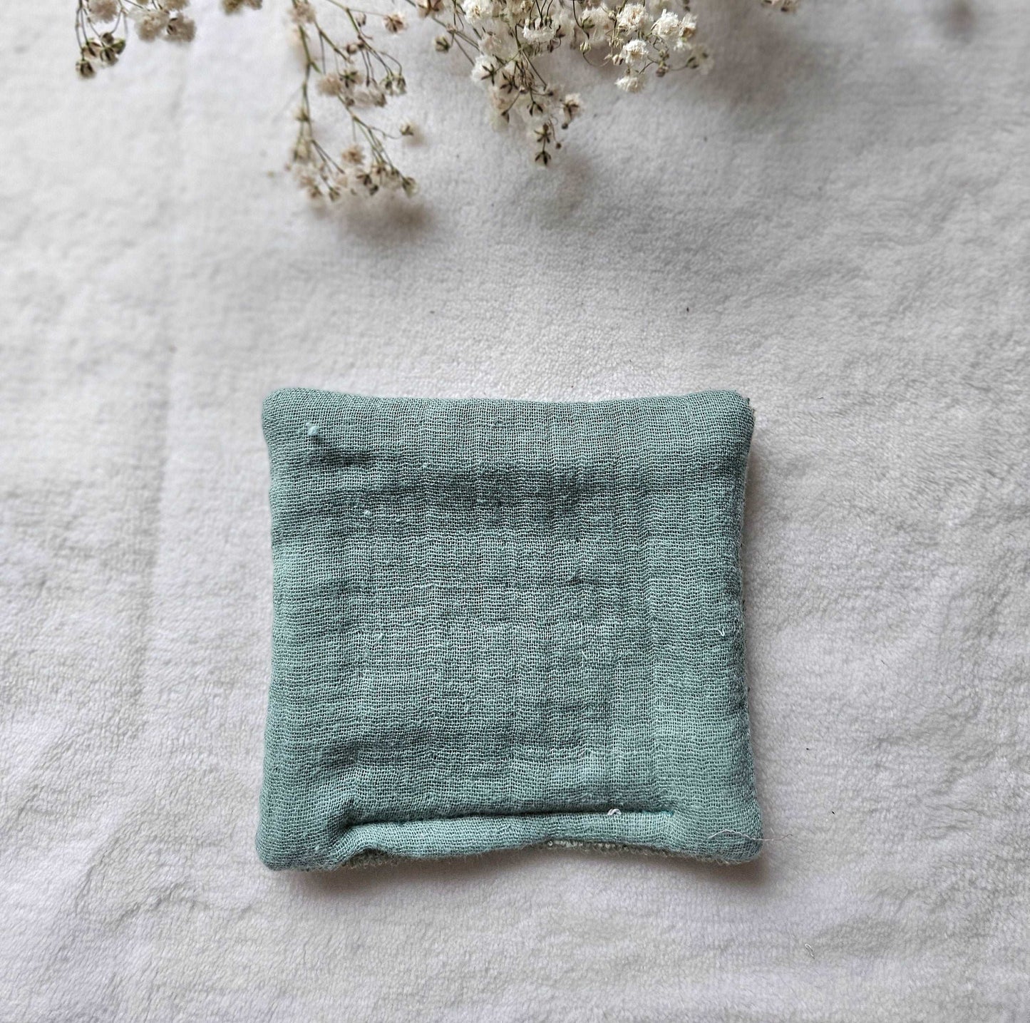 Cotons réutilisables pour maman et bébé - Vert Sauge - Lot de 7 - Les Trésors de Gaby